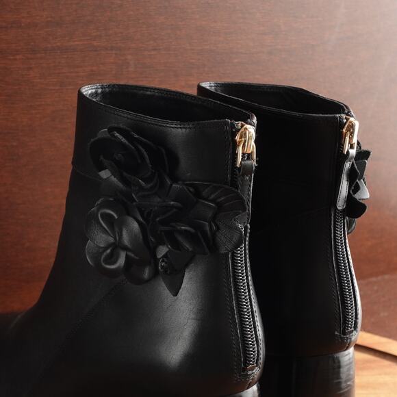 Tory Burch Boots Womens Size 10M Black Blossom Ankle Leather Heeled Modern Zip - Picture 8 of 15